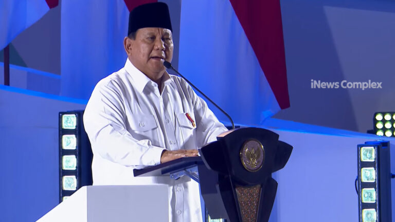Presiden Prabowo Umumkan Kenaikan Gaji Guru ASN dan Non-ASN