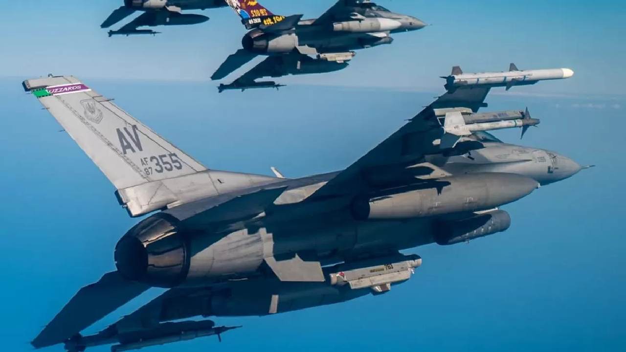 AS Peringatkan Maskapai Sipil: Ketegangan di Atas Langit Venezuela Meningkat