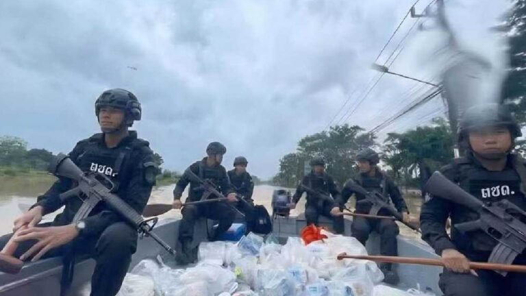 Polisi Thailand Pakai Foto AI untuk Misi Banjir, Warga Murka: “Kami Butuh Bantuan, Bukan Ilusi!”