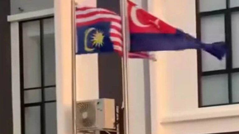 WN China Kibarkan Bendera Malaysia Terbalik, Kini Ditangkap
