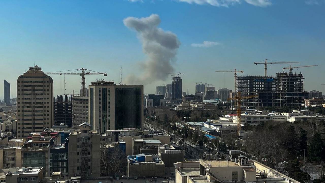 BREAKING: Israel Serang Iran, Ledakan di Teheran Picu Ketegangan Regional