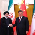 China Berupaya Membujuk Iran agar Kapal Minyak Tetap Bisa Melintasi Selat Hormuz