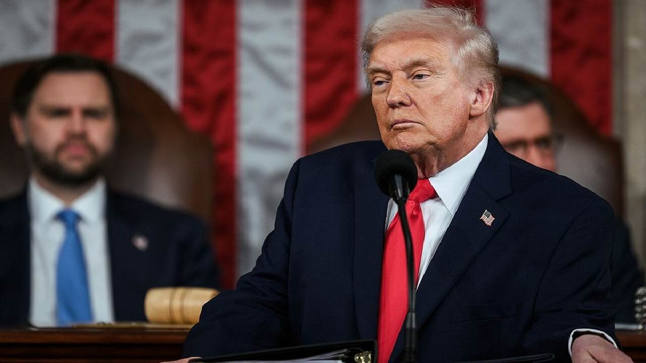 Gedung Putih Terbelah: Tarik Ulur Orang Dekat Trump soal Akhir Perang Iran