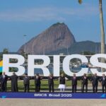 Negara BRICS Borong Emas: Strategi Diam-Diam yang Mengubah Arah Ekonomi Dunia
